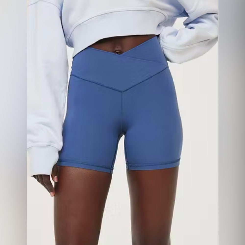 OFFLINE By Aerie Real Me Crossover 5" Bike Short Size S Marbled Blue
